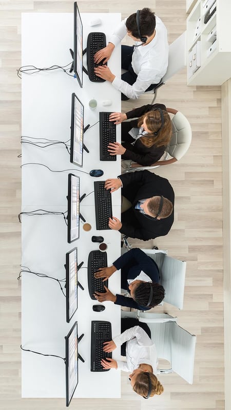 onecare-photography-website-blog-line-of-people-working-on-computers-1280x720